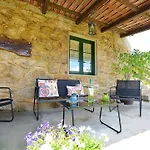 Galihost - Casa Da Sobreira Meis