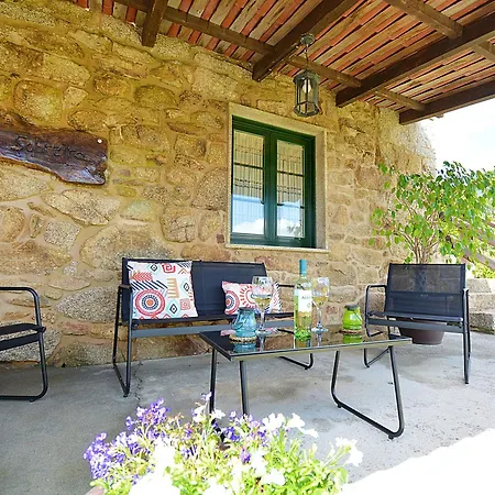 Galihost - Casa Da Sobreira Meis